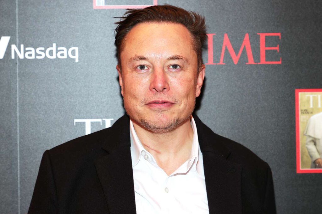 Elon Musk 5b33223ae173454382ea3cc04373e8b8